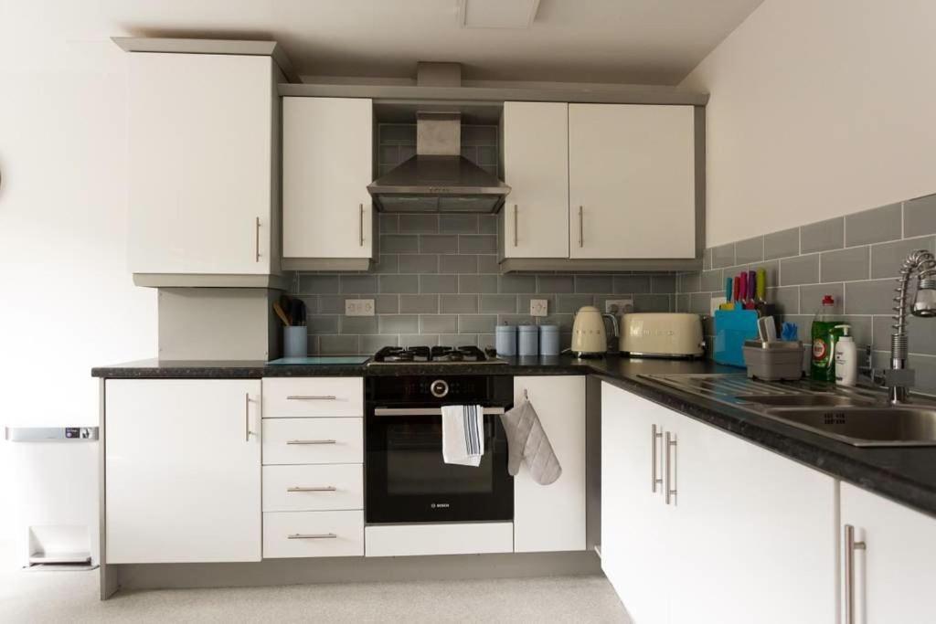 The Beeches 3 - Serviced Apartment Sheffield Zewnętrze zdjęcie